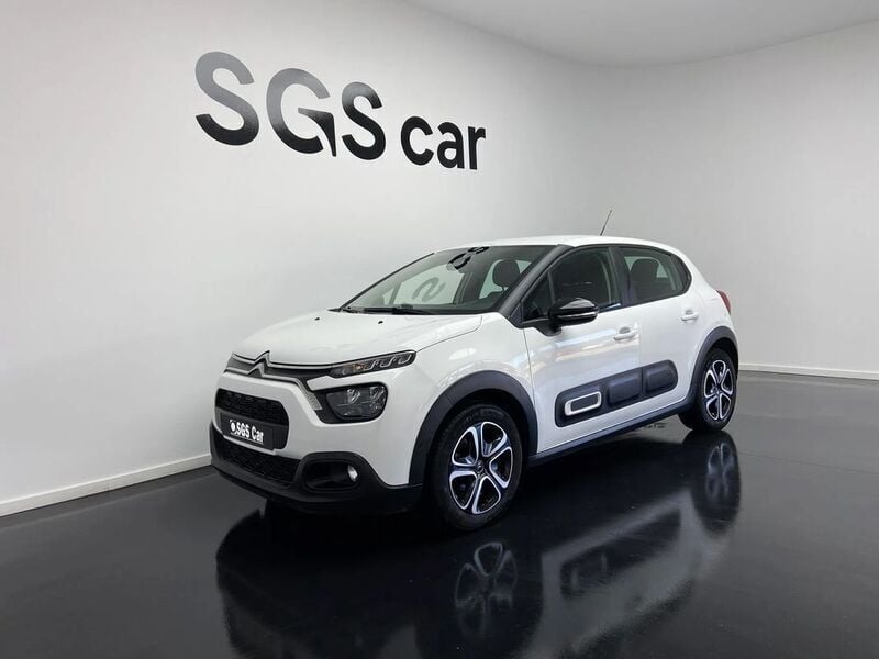 Branco Usado 2024 Citroën C3 PureTech Citadino | € 15.500 (Preço justo) - Imagem 1/4