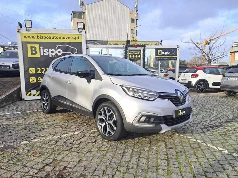 Usado Renault Captur 90 HP (66 kW) 2019 Cinzento SUV