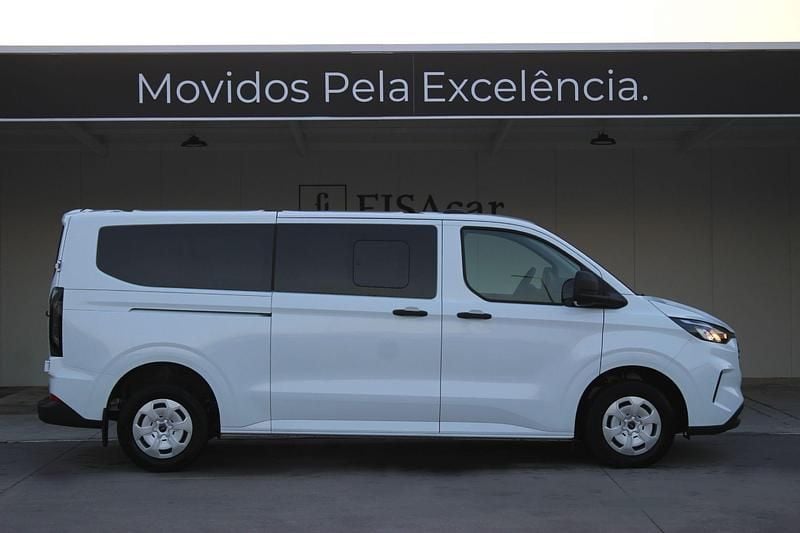 Usado Ford Transit Trend 136 HP (100 kW) 2024 Branco Monovolume