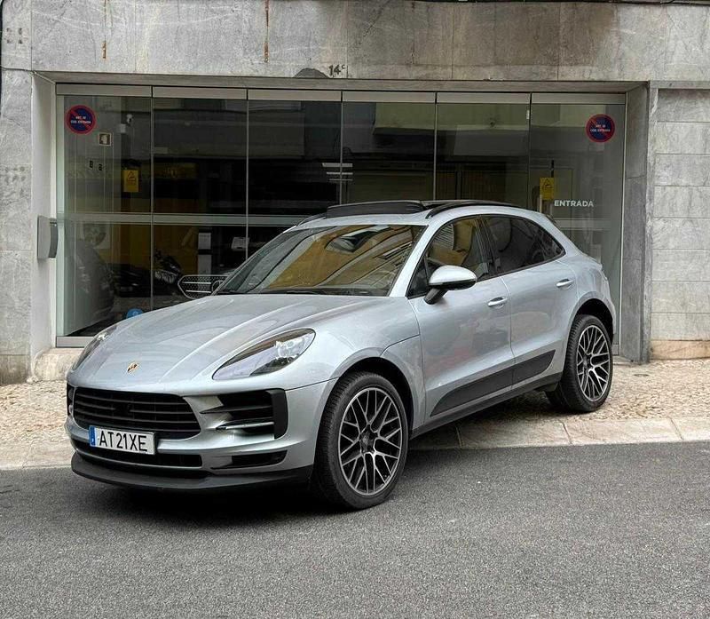 Cinzento Usado 2021 Porsche Macan SUV | € 69.900 (Preço justo) - Imagem 1/4