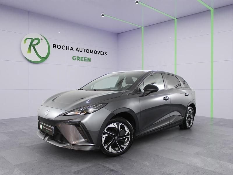 Cinzento Novo 2025 MG MG4 EV Citadino | € 25.499 (Preço justo) - Imagem 1/4