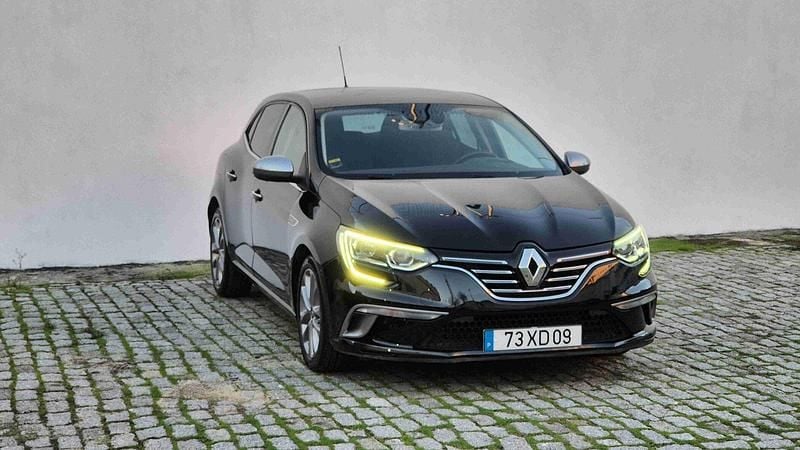 Preto Usado 2019 Renault Mégane GT Line GT-Line | € 17.950 (Preço justo) - Imagem 1/4