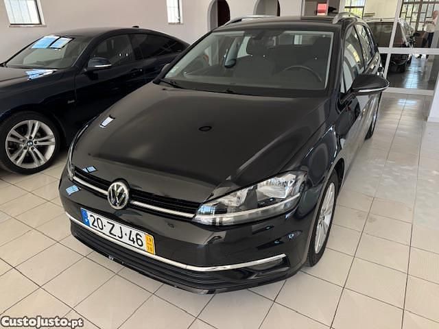 Usado VW Golf VII 114 HP (83 kW) 2019 Preto Carrinha