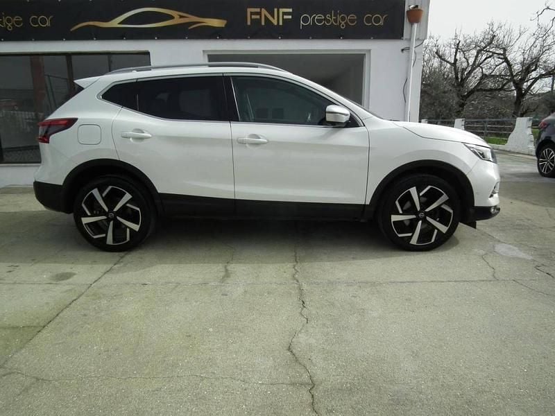 Usado Nissan Qashqai 130 HP (95 kW) 2018 Branco SUV