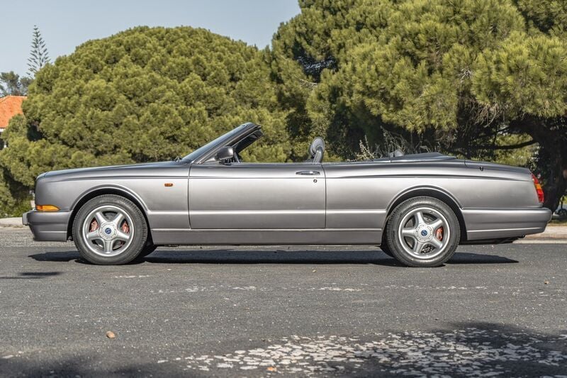 Usado Bentley Azure Mulliner 426 HP (313 kW) 1999 Cinzento Cabrios