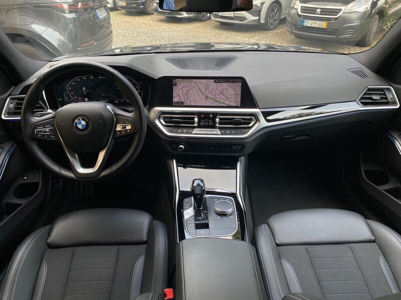Usado BMW 320 Sport Line 204 HP (150 kW) 2021 Cinza Sedan