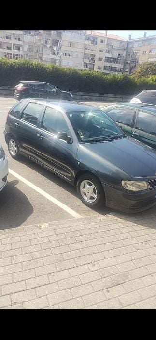 Usado 2001 Seat Ibiza Sedan | € 1.300 - Imagem 1/4