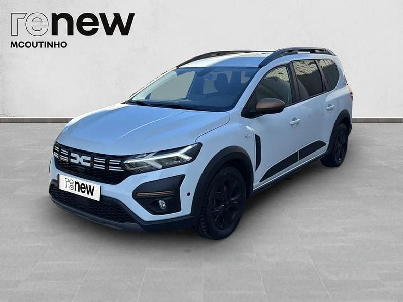 Branco Usado 2023 Dacia Jogger Extreme Monovolume | € 19.250 (Preço justo) - Imagem 1/4