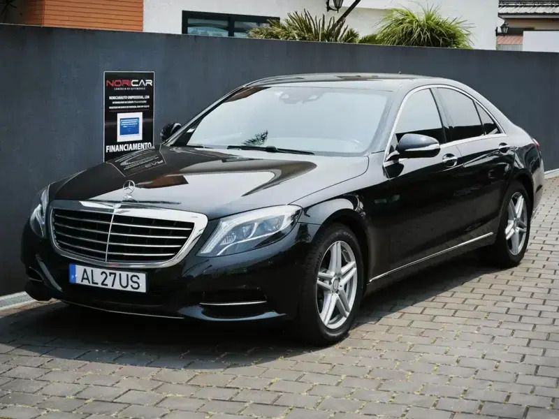 Preto Usado 2014 Mercedes S300 Sedan | € 31.950 - Imagem 1/4
