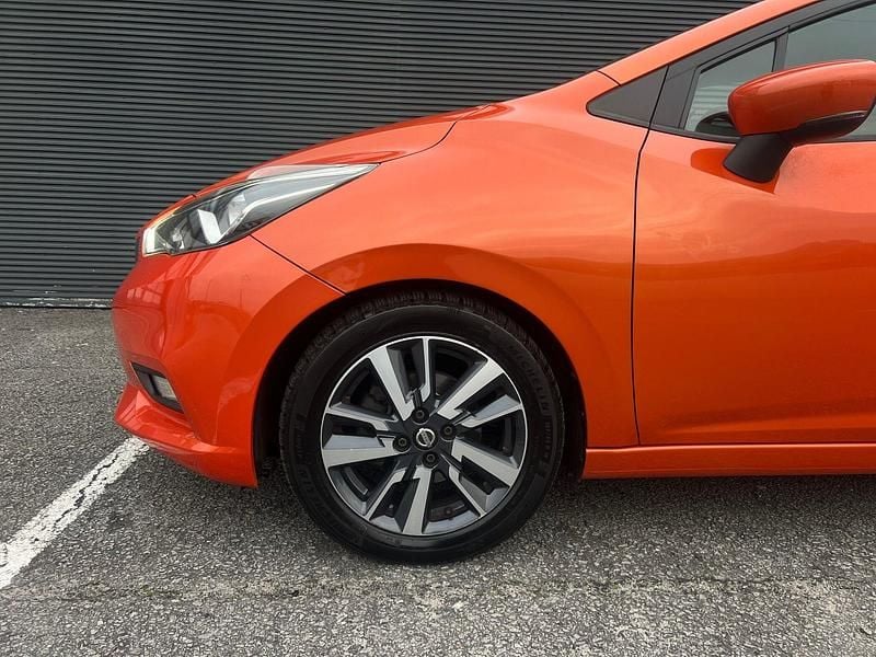 Usado Nissan Micra S 90 HP (66 kW) 2018 Laranja Citadino