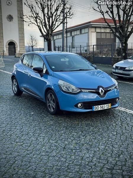Usado Renault Clio IV 90 HP (66 kW) 2013 Azul Citadino