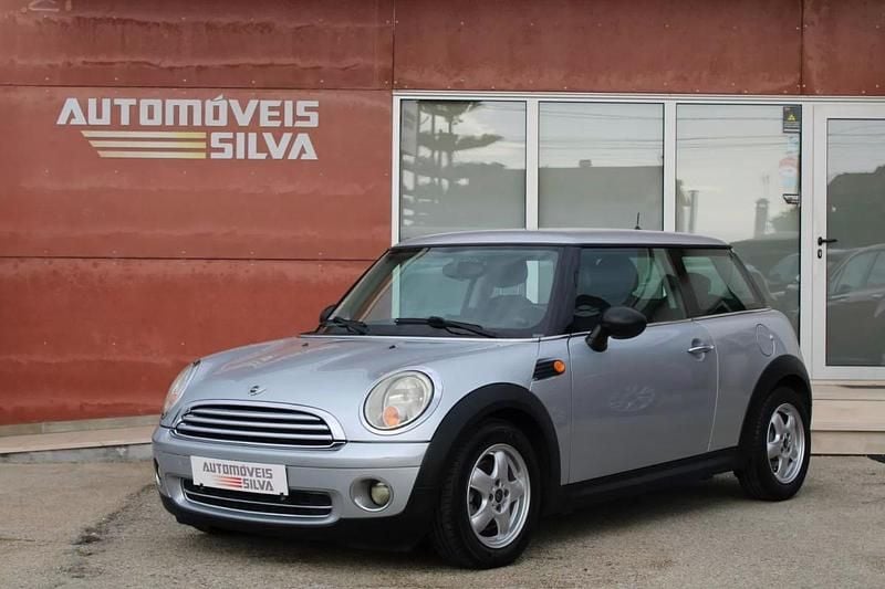 Cinzento Usado 2010 Mini ONE Citadino | € 6.500 (Preço justo) - Imagem 1/4