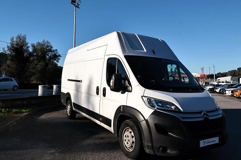 Usado Citroën Jumper 140 HP (102 kW) 2021 Branco Monovolume