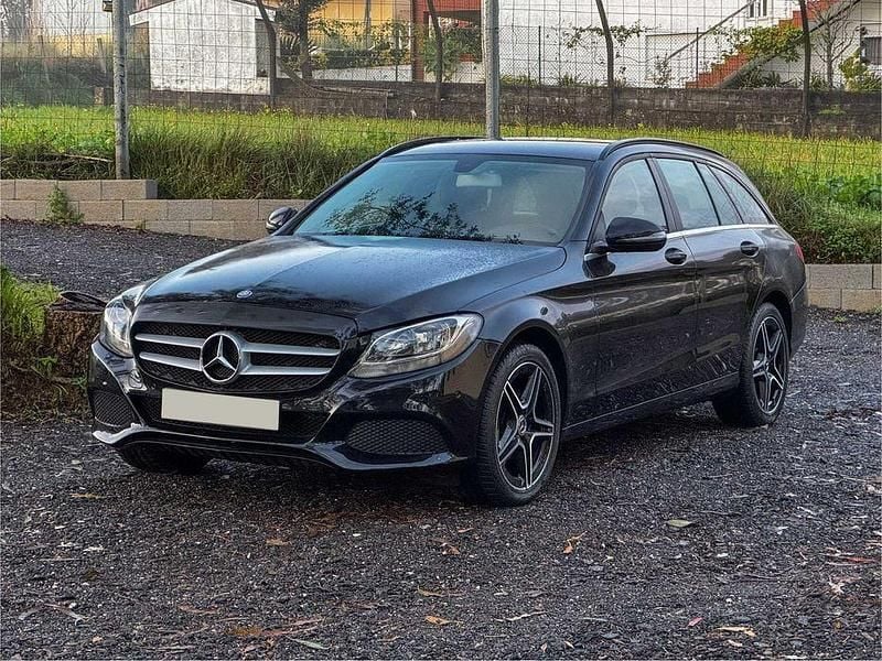 Usado 2016 Mercedes C180 Sedan | € 13.900 (Bom preço) - Imagem 1/4