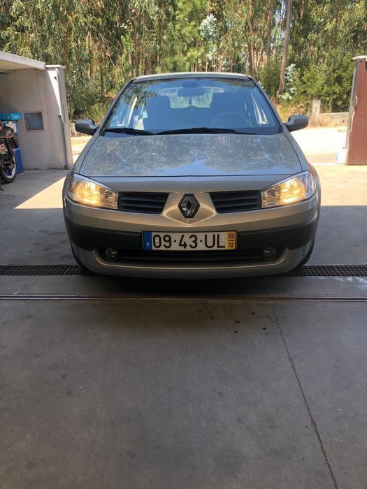 Usado 2002 Renault Mégane II Sedan | € 1.950 (Caro) - Imagem 1/4