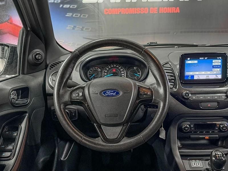 Usado Ford Ka Active 85 HP (62 kW) 2019 Castanho Sedan