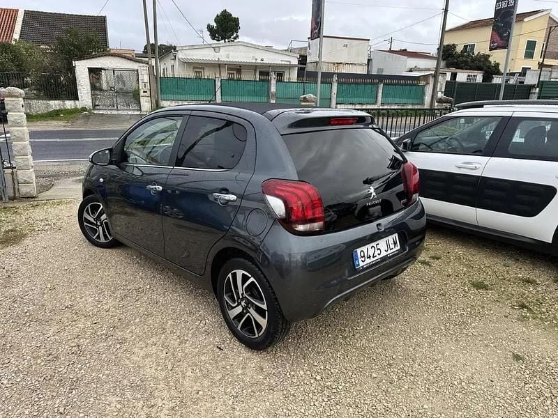 Usado Peugeot 108 Allure 72 HP (52 kW) 2016 Cinza escuro Cabrios