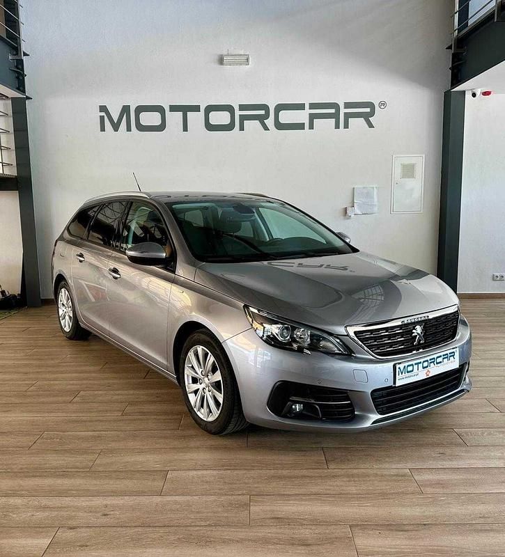 Cinzento Usado 2020 Peugeot 308 Carrinha | € 14.950 (Preço justo) - Imagem 1/4