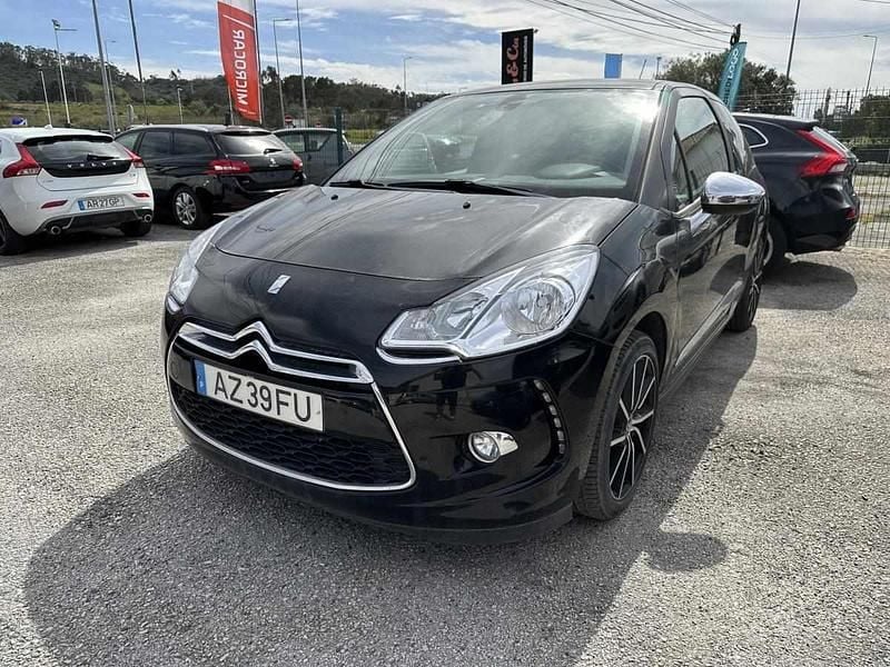 Usado Citroën DS3 So Chic 92 HP (67 kW) 2014 Preto Citadino