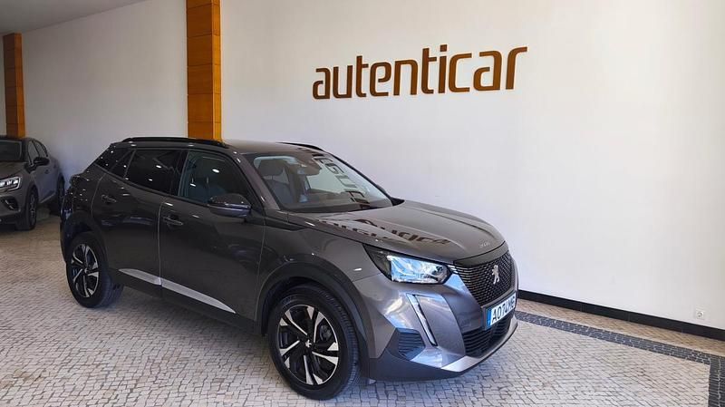 Cinza Usado 2022 Peugeot 2008 Allure SUV | € 18.900 (Preço justo) - Imagem 1/4