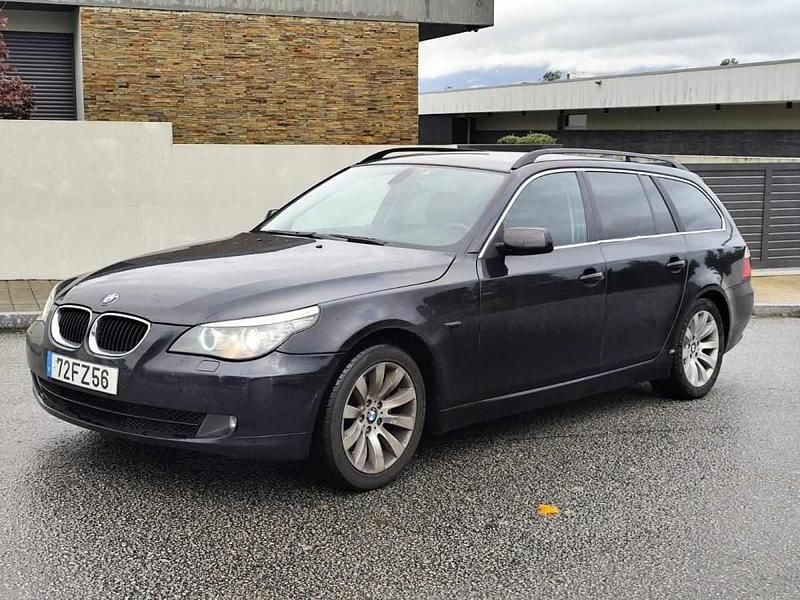 Preto Usado 2008 BMW 520 Carrinha | € 6.999 (Caro) - Imagem 1/4