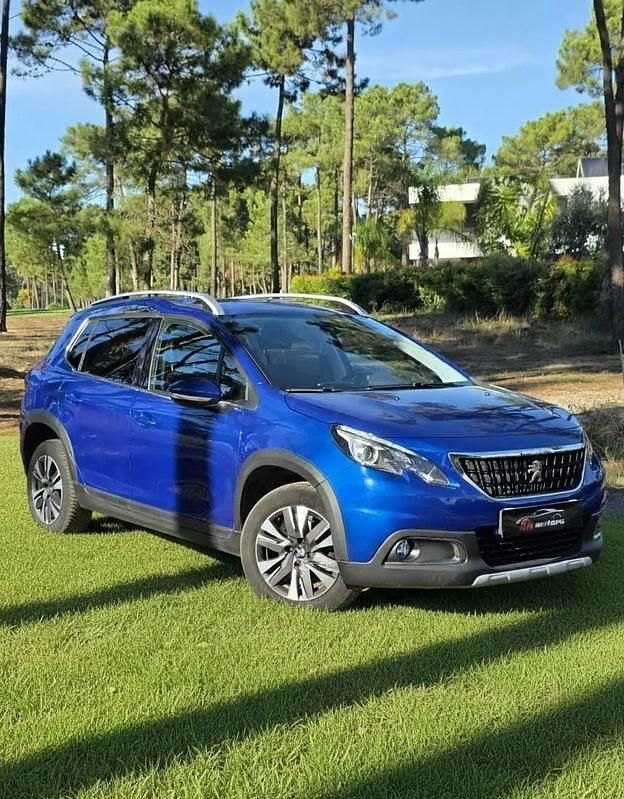 Azul Usado 2019 Peugeot 2008 Allure SUV | € 12.990 (Super Preço) - Imagem 1/4