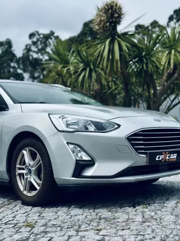 Usado Ford Focus Active 125 HP (91 kW) 2019 Cinza prata Carrinha