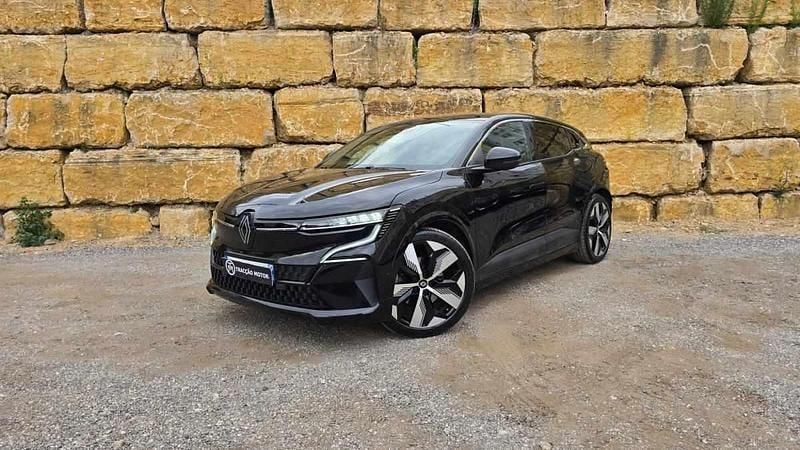 Preto Usado 2023 Renault Mégane Techno | € 29.950 (Preço justo) - Imagem 1/4