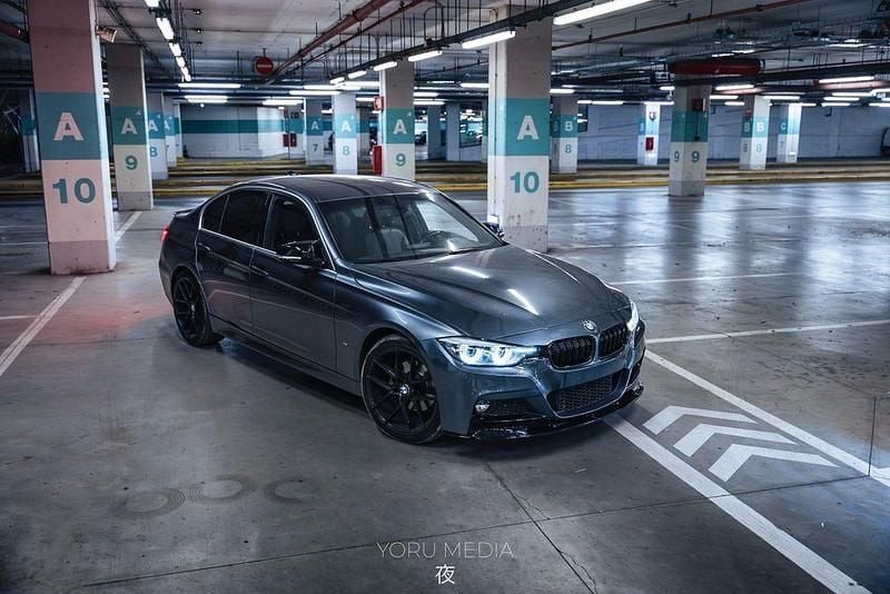 Usado 2018 BMW 330e Sedan | € 23.990 - Imagem 1/4