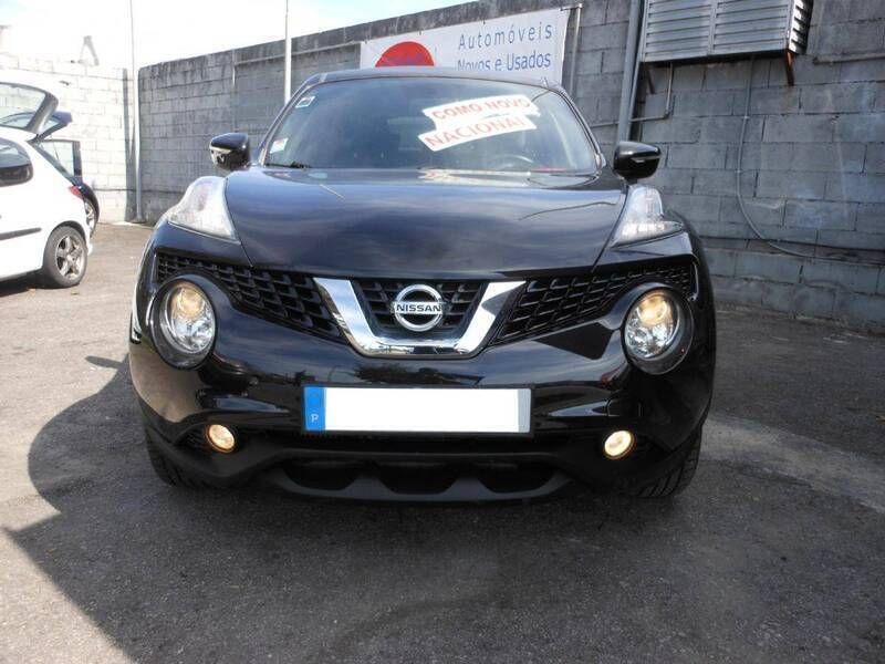 Usado Nissan Juke 115 HP (84 kW) 2015 Preto SUV