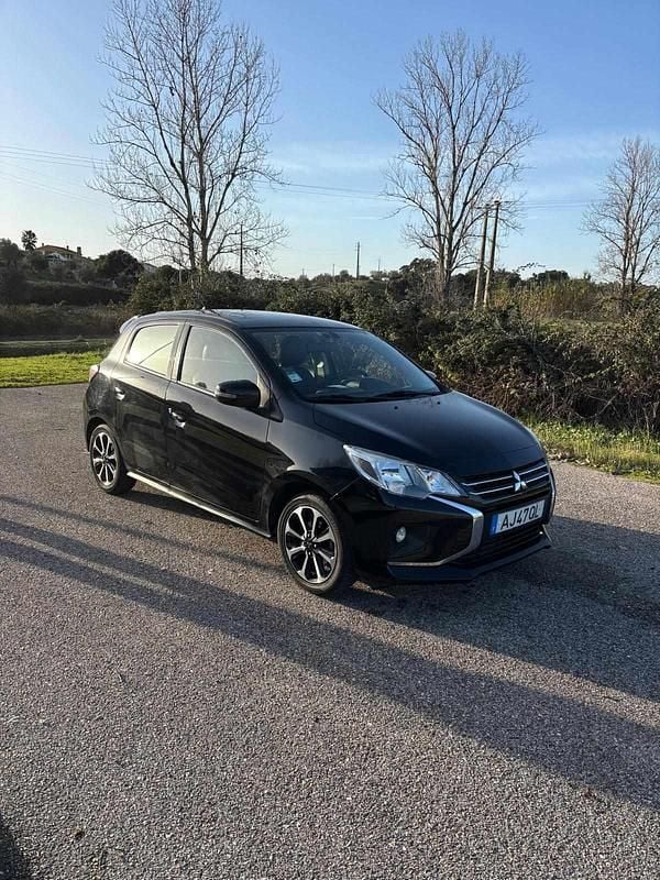 Usado Mitsubishi Space Star 80 HP (58 kW) 2021 Preto Citadino