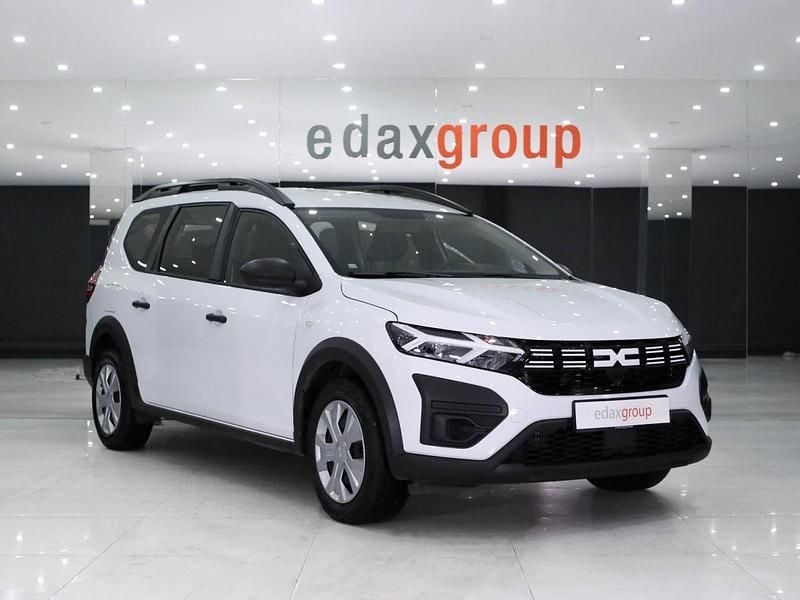 Branco Usado 2024 Dacia Jogger Essentiel Monovolume | € 19.490 (Super Preço) - Imagem 1/4