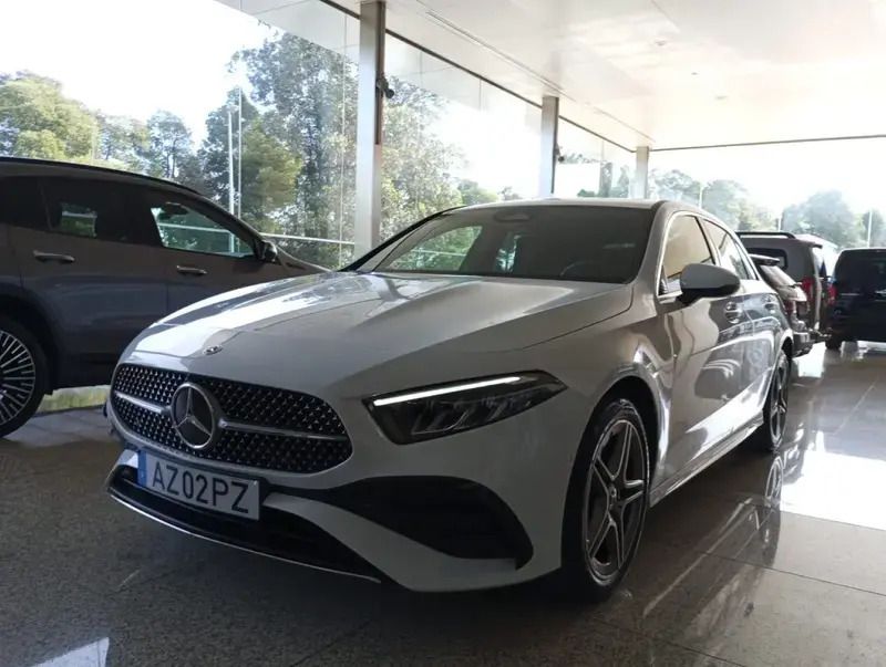 Branco digital Usado 2023 Mercedes A250 AMG Citadino | € 40.590 (Preço elevado) - Imagem 1/4
