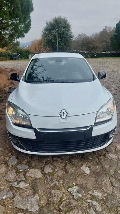 Usado 2013 Renault Mégane III Sedan | € 5.499 (Bom preço) - Imagem 1/4