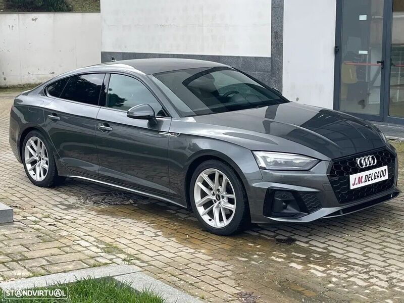 Cinza Usado 2022 Audi A5 S-Line Coupé | € 45.000 (Preço elevado) - Imagem 1/4