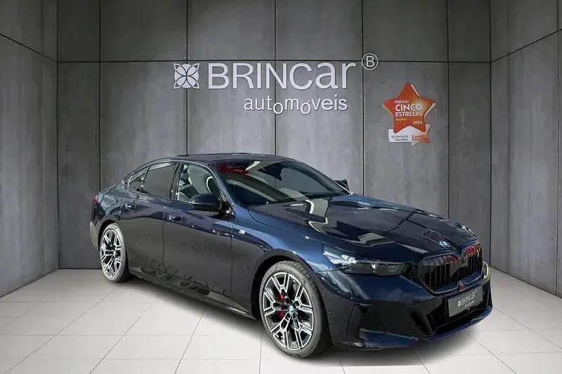 Azul Usado 2024 BMW i5 Sedan | € 61.490 (Super Preço) - Imagem 1/1