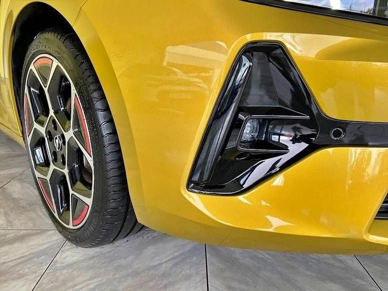 Usado Opel Astra GS Line 130 HP (95 kW) 2022 Outra Citadino