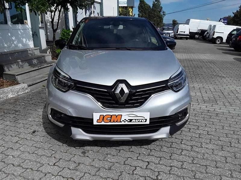 Cinzento Usado 2020 Renault Captur SUV | € 15.500 (Preço justo) - Imagem 1/4