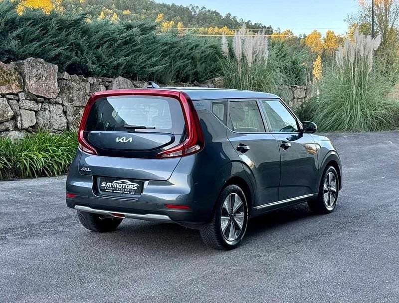 Usado Kia Soul EV 150 kW (204 HP) 2022 Cinza SUV