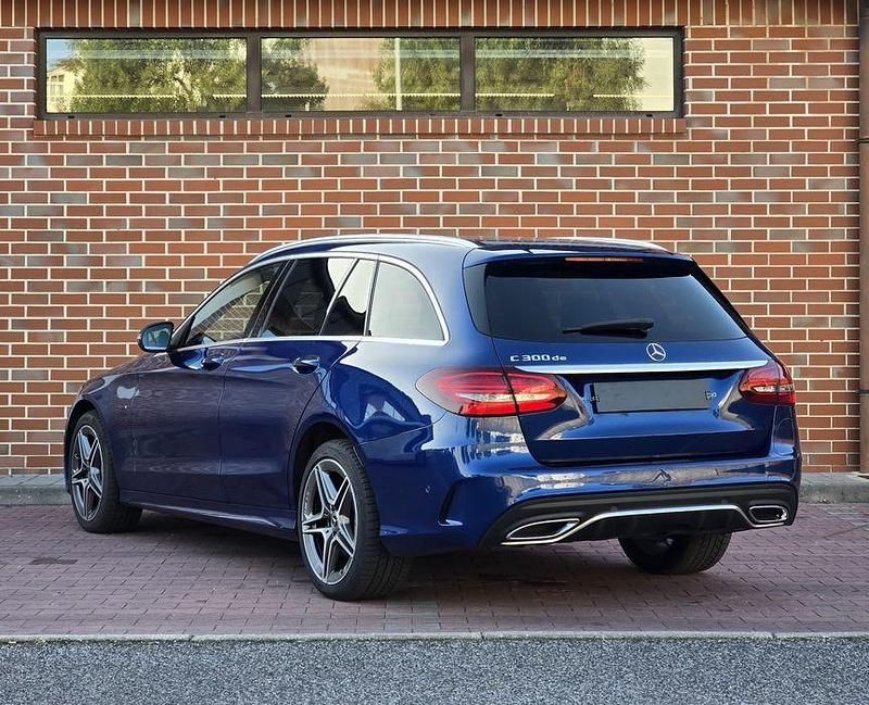 Usado Mercedes C300e AMG 306 HP (225 kW) 2020 Sedan