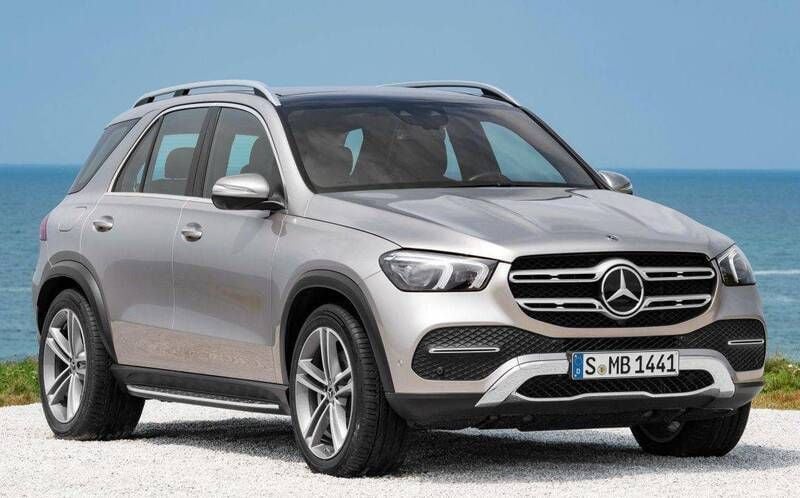 Cinzento Usado 2021 Mercedes GLE350e SUV | € 54.000 - Imagem 1/3