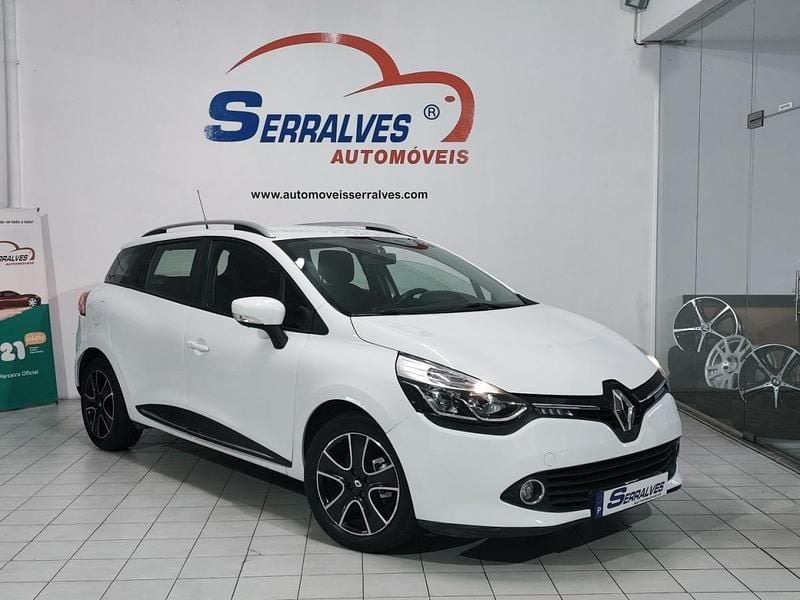 Usado Renault Clio IV 90 HP (66 kW) 2015 Branco Carrinha