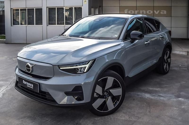 Cinzento Usado 2023 Volvo C40 Plus SUV | € 40.900 (Preço justo) - Imagem 1/4
