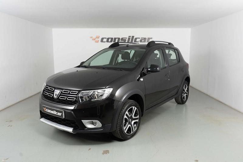 Preto Usado 2018 Dacia Sandero Stepway Citadino | € 9.890 (Bom preço) - Imagem 1/4