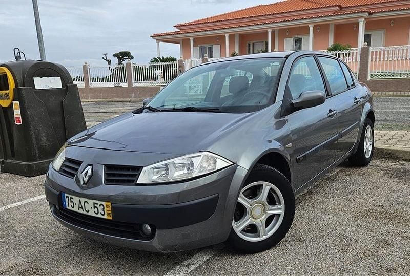 Usado 2005 Renault Mégane II Sedan | € 2.150 (Preço justo) - Imagem 1/4