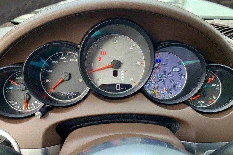 Usado Porsche Cayenne 385 HP (283 kW) 2015 Branco SUV