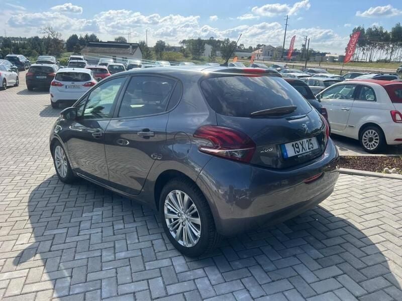 Outra Usado 2019 Peugeot 208 Active Citadino | € 9.500 (Bom preço) - Imagem 1/4