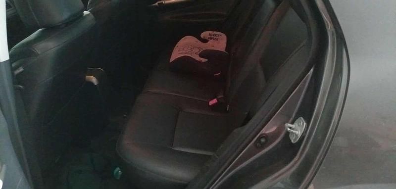 Usado Toyota Auris 177 HP (130 kW) 2008 Citadino