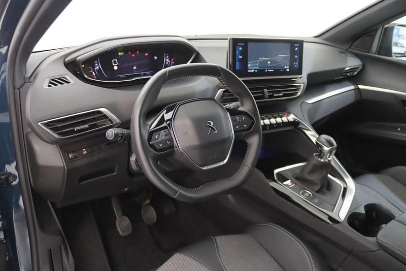 Azul Usado 2024 Peugeot 3008 | € 23.900 (Bom preço) - Imagem 1/2