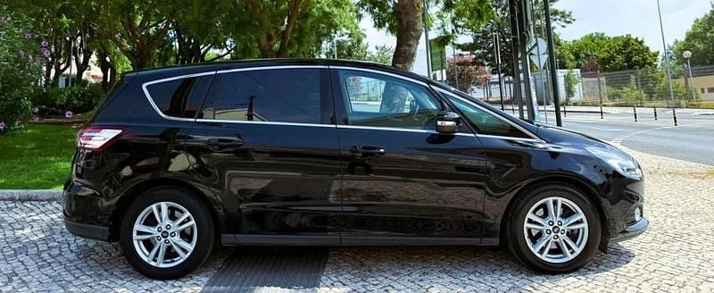 Preto Usado 2017 Ford S-MAX Titanium Monovolume | € 21.900 (Preço justo) - Imagem 1/3